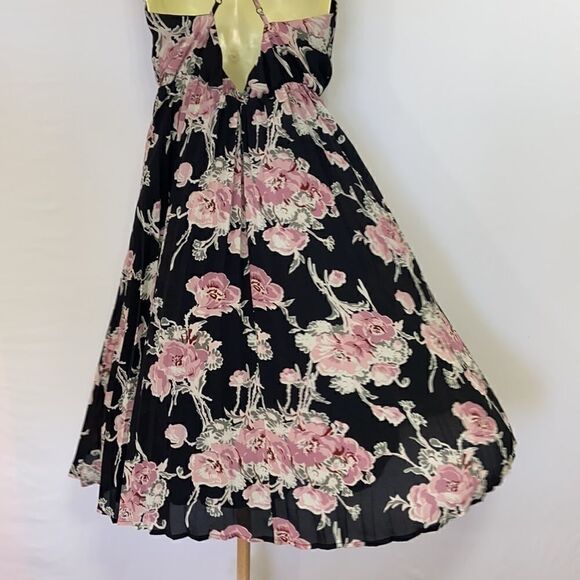 Leith  Dress For Nordstrom Blush Roses Pleated Maxi Dress Med Excellent - Picture 7 of 8